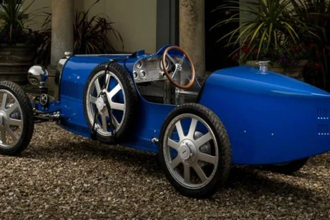 Xe hơi đồ chơi dành cho giới siêu giàu – Bugatti Baby II