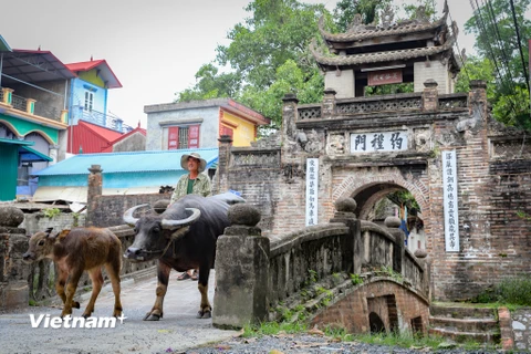 Ngôi làng cổ còn lưu giữ những vệt thời gian ở ngoại thành Hà Nội