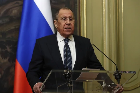 Ngoại trưởng Nga Sergei Lavrov trong một cuộc họp báo ở Moskva. (Nguồn: AFP/TTXVN) 