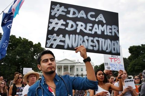 Hạ viện Mỹ vừa thông qua dự luật bảo vệ thế hệ "Dreamers". (Ảnh: AP)