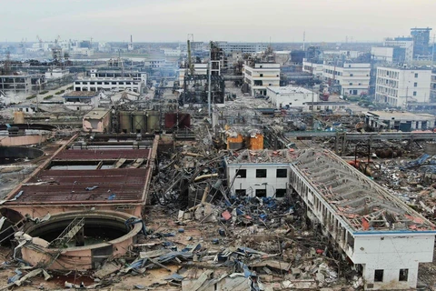 Hiện trường vụ nổ nhà máy hóa chất ở Diêm Thành hôm 21/3. (Ảnh: AFP/Getty)