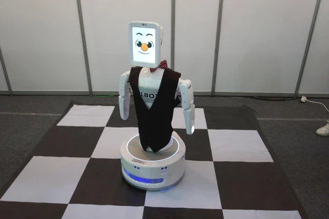 Robot chăm sóc người cao tuổi của Robocare. (Ảnh: Vi Diệu/Vietnam+)