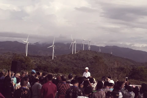Tổng thống Joko Widodo dự lễ khai trương trang trại điện gió tại Nam Sulawesi. (Ảnh: Jakarta Post)