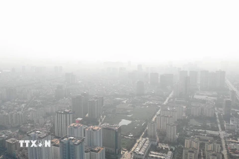 Không khí ô nhiễm tại thủ đô Hà Nội. (Ảnh: TTXVN)