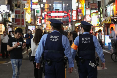 Cảnh sát tuần tra tại Tokyo. (Ảnh: Getty)