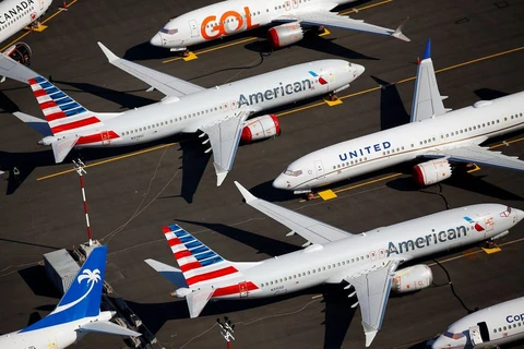 Nhiều máy bay phải chịu cảnh "đắp chiếu" do nhu cầu đi lại giảm mạnh. (Ảnh: Reuters)