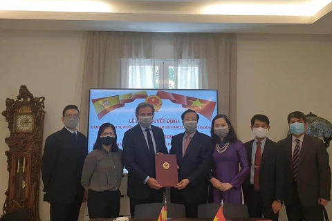 Tây Ban Nha: Bổ nhiệm Lãnh sự danh dự Việt Nam tại Barcelona