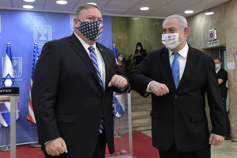 Thủ tướng Israel Benjamin Netanyahu và Ngoại trưởng Mỹ Mike Pompeo. (Ảnh: GPO)