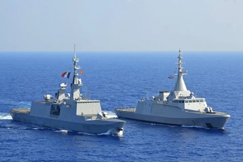 Tàu hải quân hai bên tham gia tập trận. (Ảnh: CGTN)