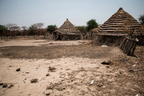 Khung cảnh tan hoang do xung đột tại khu vực Abyei. (Ảnh: Al-Jazeera)