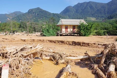 Miền Trung trải qua đợt lũ lụt nghiêm trọng nhất trong 5 năm