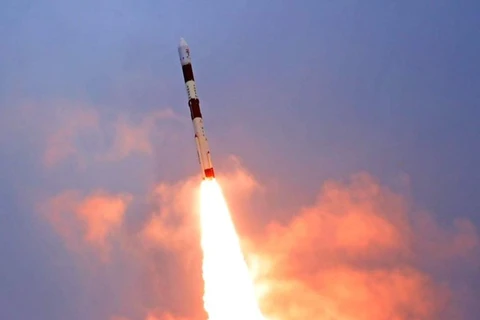 Ấn Độ phóng thành công vệ tinh quan sát Trái Đất mới nhất