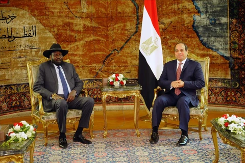 Tổng thống Ai Cập Abdel-Fattah El-Sisi và người đồng cấp Nam Sudan Salva Kiir. (Ảnh: MENA)