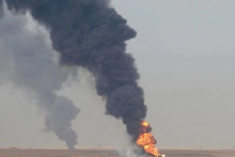 Iraq: Hai giếng dầu ở Khabbaz bị đánh bom gây cháy lớn