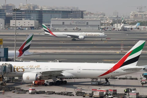 Emirates đã tạm dừng đường bay đến Nam Phi do dịch bệnh. (Ảnh: Shutterstock)