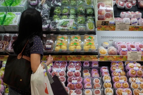Một số nền kinh tế vẫn hạn chế nhập khẩu thực phẩm từ Nhật Bản. (Ảnh: Reuters)