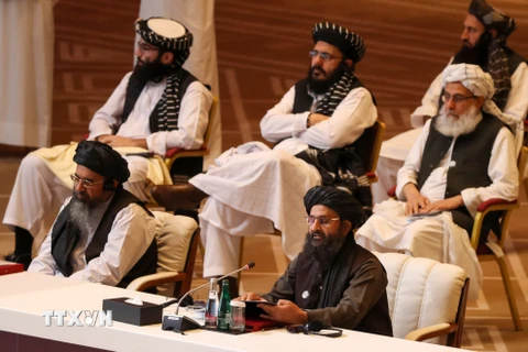 Phái đoàn Taliban tham gia đàm phán ở Qatar hồi tháng 9/2020. (Ảnh: AFP/TTXVN)