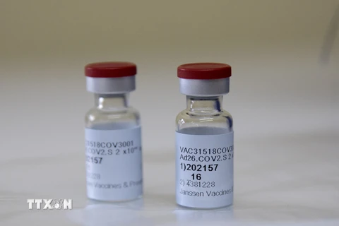 Mỹ kéo dài thời gian tạm dừng sử dụng vaccine Johnson & Johnson