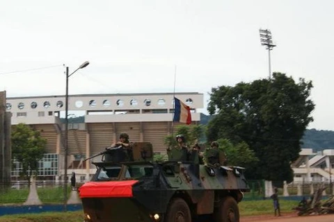 Binh sỹ Pháp tuần tra trên đường phố Bangui, Cộng hòa Trung Phi. (Ảnh: AFP)