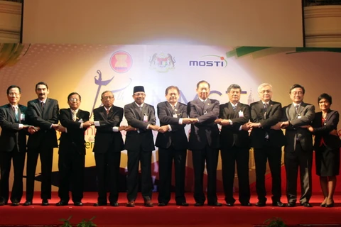 ASEAN tăng cường năng lực khoa học, công nghệ