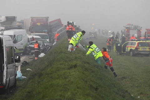 Bỉ: Hơn 130 ôtô đâm liên hoàn, nhiều người thương vong
