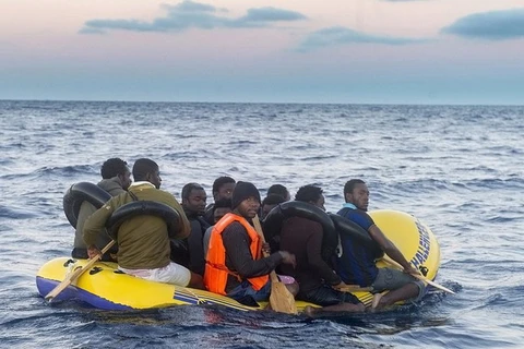 Tây Ban Nha phát hiện gần 100 người nhập cư trái phép