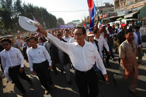 Các cuộc biểu tình ở Phnom Penh kết thúc trong hòa bình