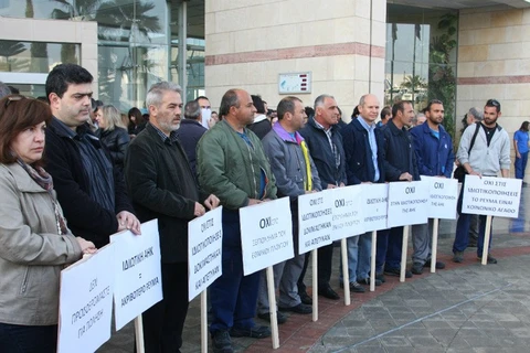 Các liên đoàn lao động Cyprus tổ chức đình công lớn