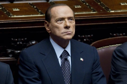 Cựu Thủ tướng Berlusconi tiếp tục bị cấm ra nước ngoài