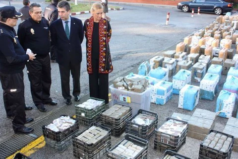 Tây Ban Nha thu giữ 62 kiện hàng chứa 2 tấn ma túy