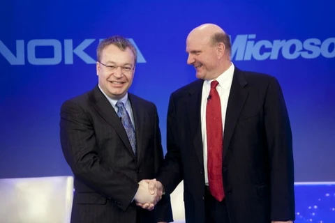 Thương vụ mua Nokia của Microsoft bị hoãn tới tháng Tư