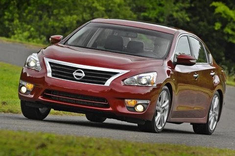 Nissan báo lỗi túi khí với gần 1 triệu chiếc xe ở Bắc Mỹ 