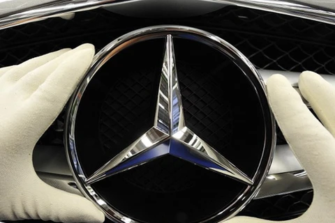 Logo của hãng Mercedes-Benz. (Ảnh: AFP)