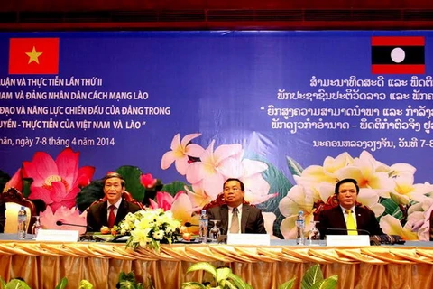 Hội thảo lý luận về công tác xây dựng Đảng ở Việt Nam và Lào