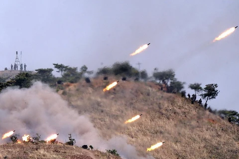 Triều Tiên tập trận bắn đạn thật gần biên giới tranh chấp