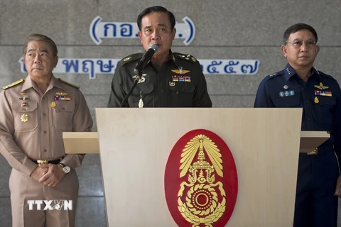 Tư lệnh Lục quân Thái hối thúc các bên đàm phán tìm lối thoát