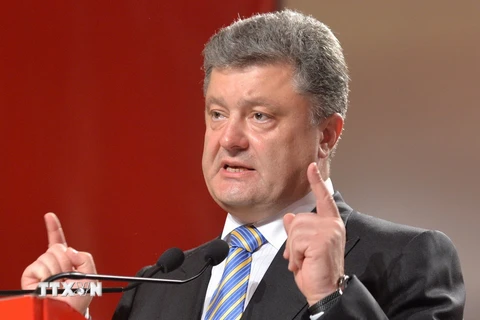 Tỷ phú Poroshenko chính thức đắc cử Tổng thống Ukraine