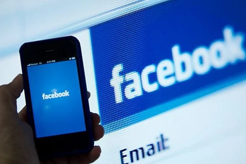 Facebook vẫn là mạng xã hội phổ biến nhất với thanh thiếu niên Mỹ