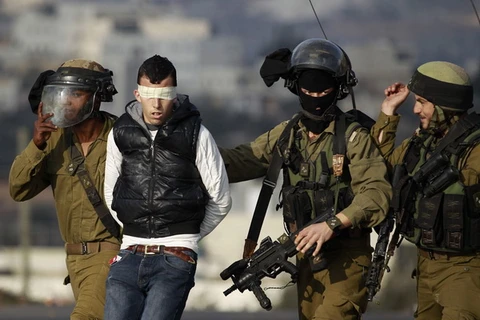 Binh sỹ Israel bắn chết một thanh niên Palestine ở khu Bờ Tây