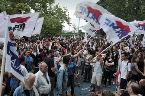 Cắt điện khắp Hy Lạp do đình công phản đối tư nhân hóa 