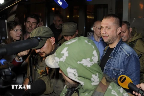 Ukraine: Phe ly khai dọa phản công sau khi tập hợp lực lượng