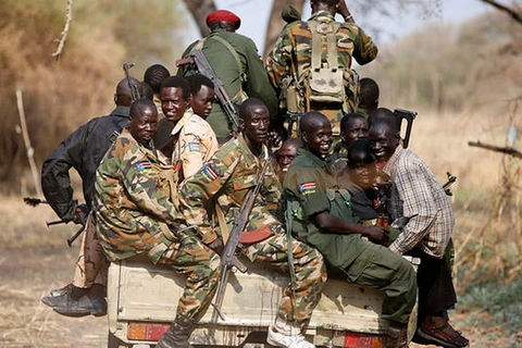 Phiến quân Nam Sudan tấn công tái chiếm thị trấn chiến lược