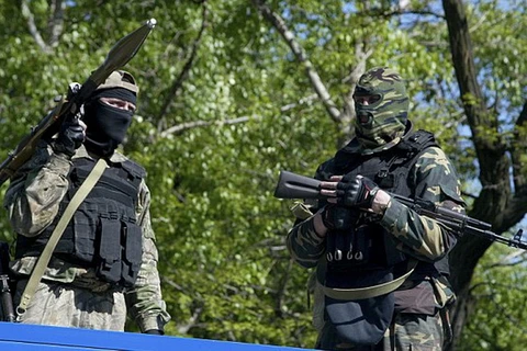 Ukraine: Pháo kích dữ dội xung quanh nhà ga xe lửa Donetsk