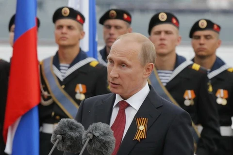 Tổng thống Nga Putin thăm Crimea thảo luận về vấn đề an ninh
