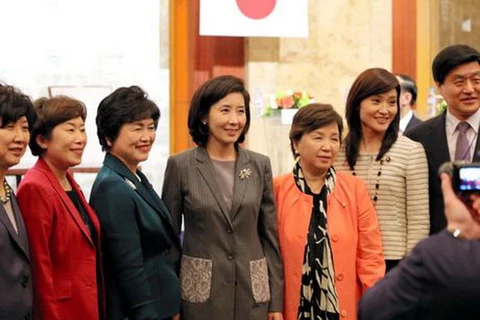 Nhật-Hàn nhất trí đẩy nhanh giải quyết vấn đề phụ nữ mua vui