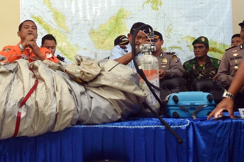 Sẽ đưa thi thể nạn nhân máy bay rơi Surabaya để nhận dạng