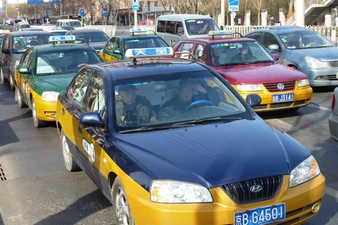 Trung Quốc cấm chủ xe tư nhân tham gia thị trường taxi