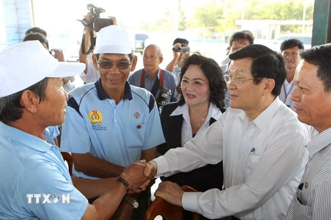 [Video] Chủ tịch nước đến thăm và làm việc tại Bình Thuận