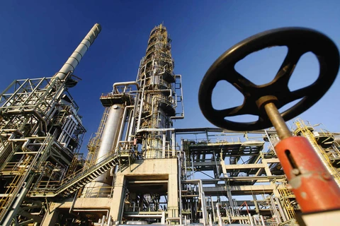 Giá dầu giảm khiến ngân sách của Saudi Arabia ngày càng thâm hụt. (Nguồn: huffingtonpost.com)