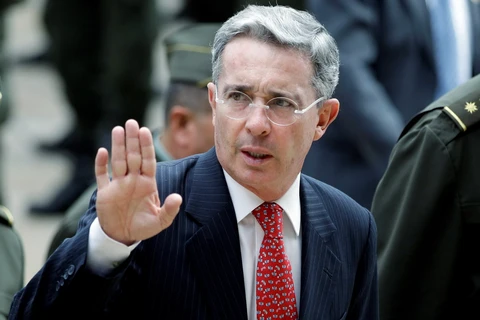 Cựu Tổng thống Colombia Álvaro Uribe. (Ảnh: AP)